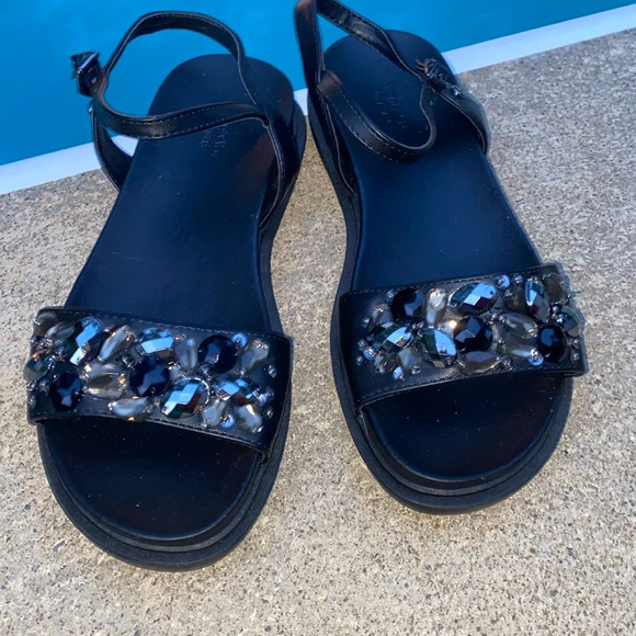 Vera Wang Sandals - Picture 1 of 6